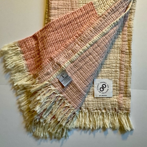 🎁Texteis Penedo Throw Blanket - Pink Color Block - Picture 5 of 8